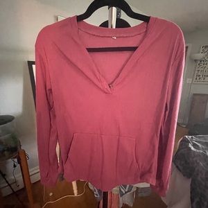 V-Nexk 3/4 sleeve top